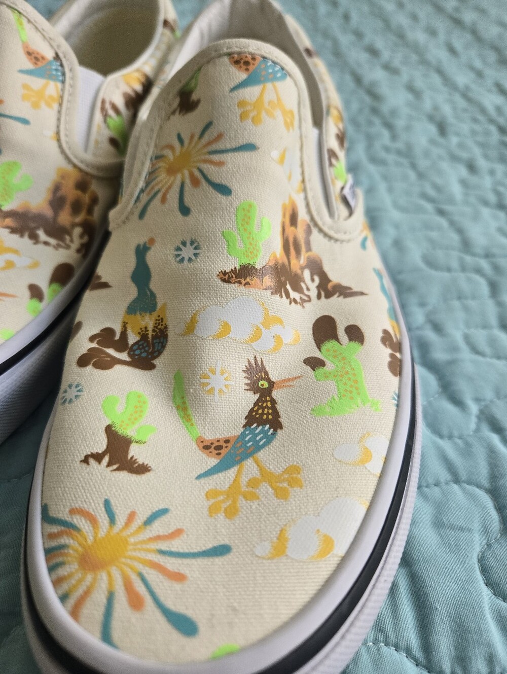 Vans "Get on Outdoors" Marshmallow Unisex Slip Ons, 8/9.5 - Picture 9 of 13